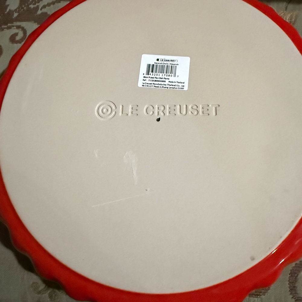 Le Creuset flame orange Pie Dish NWT
